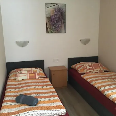 Dravecz Apartman Balatonlelle Exterior photo