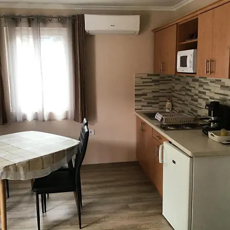 Dravecz Apartman Balatonlelle Exterior photo