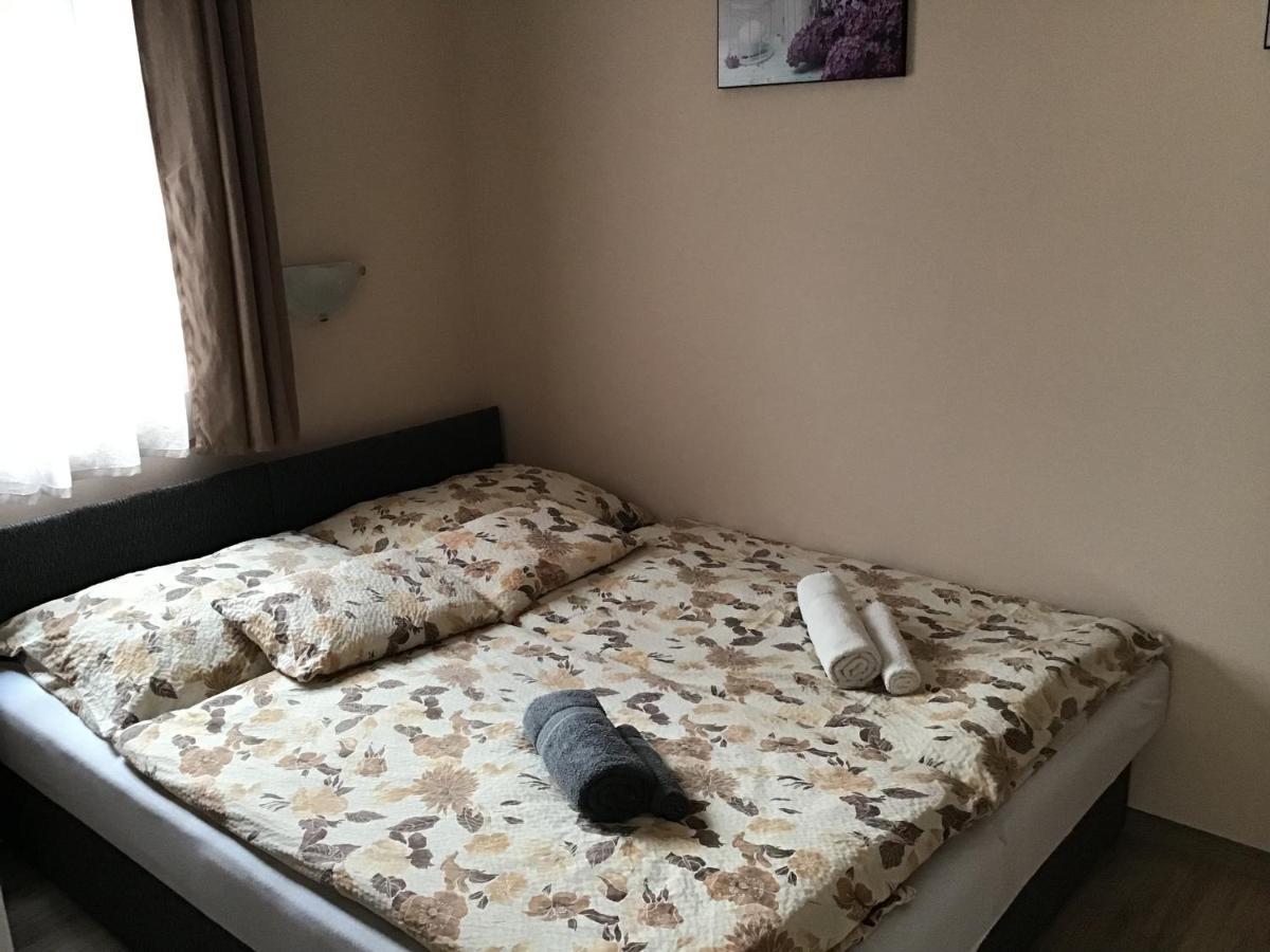 Dravecz Apartment *