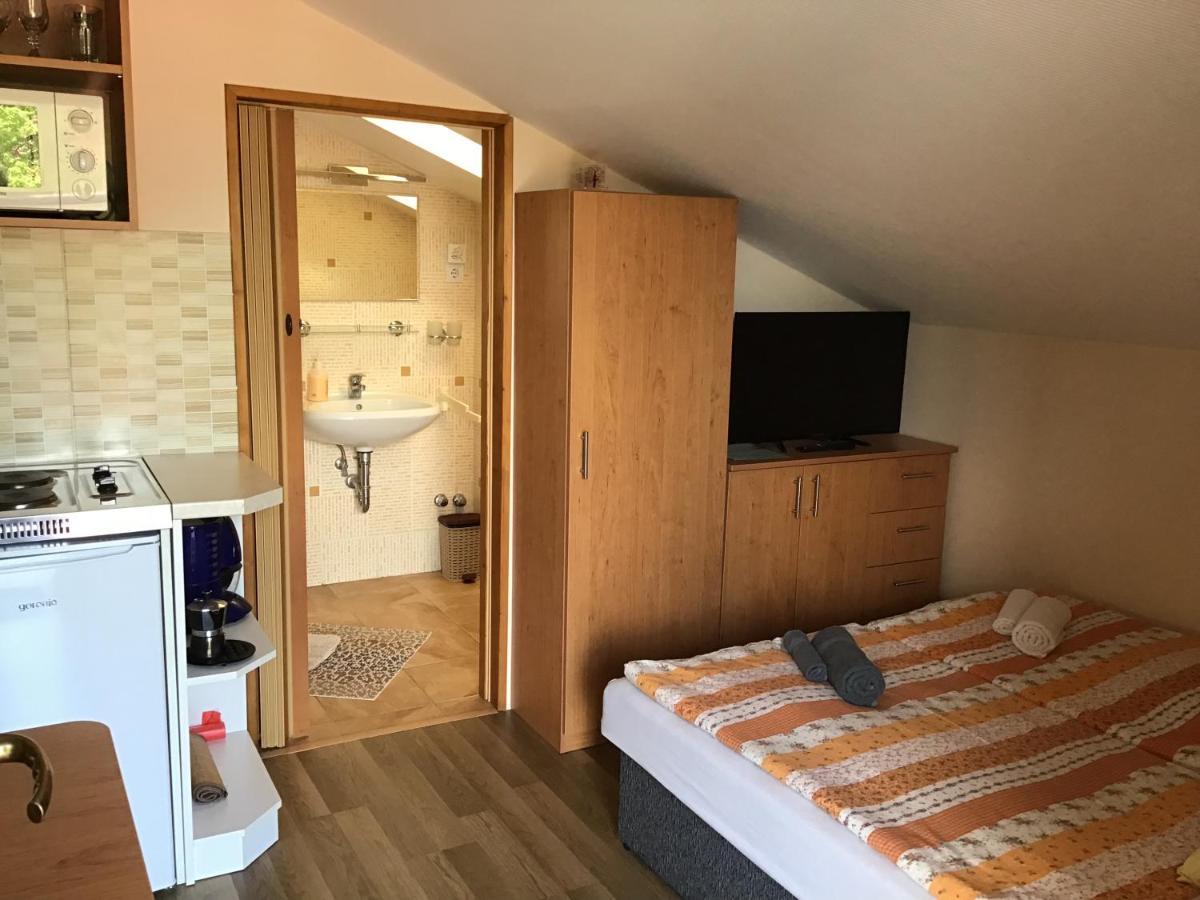 Dravecz Apartment